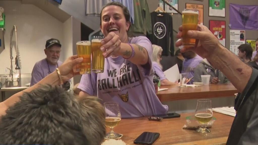 Valkyries fans pack Oakland bar to cheer on team as playoff series shifts to Atlanta — CBS Bay Area (KPIX), Walnut Creek Dining news