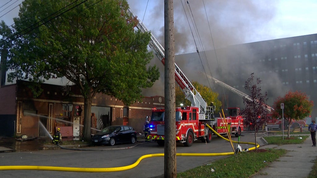 2 Minneapolis firefighters hurt in East Franklin Avenue business fire — WCCO / CBS Minnesota, Walnut Creek Health news