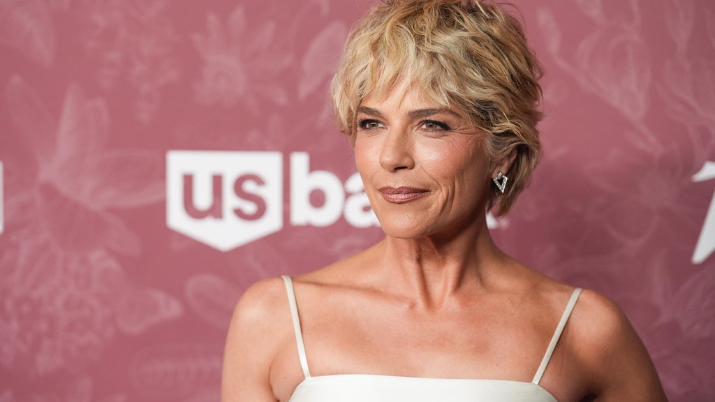 Actress Selma Blair arraigned following arrest for incident related to flight from LAX to JFK — CBS Bay Area (KPIX), Walnut Creek Health news