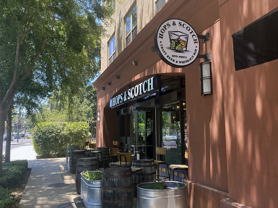 Walnut Creek watering hole shutters — Walnut Creek Dining news